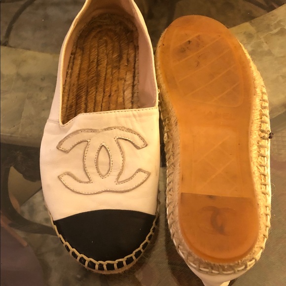 Chic Espadrilles in Pink and Black - Picture 4 of 6